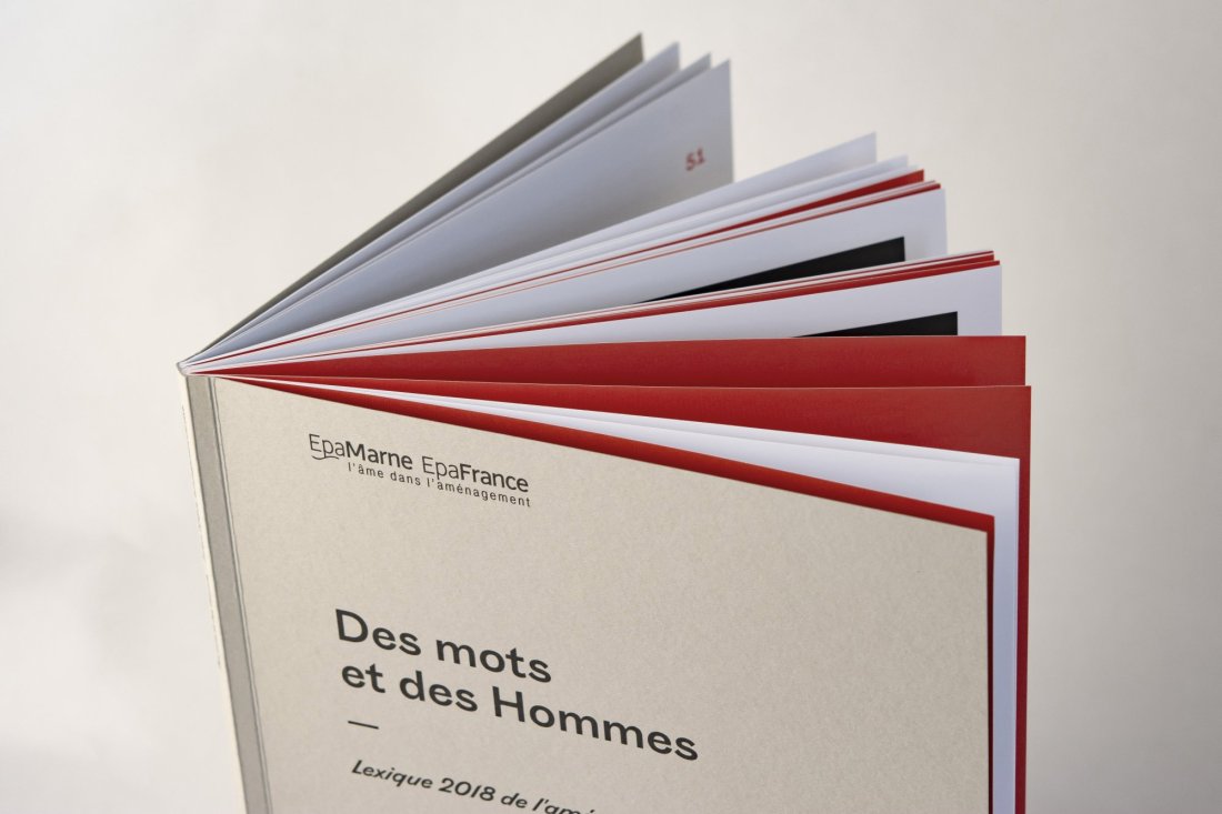 commeunarbre-conception-fabrication-rapport-annuel-mfrh-original-2000×1333